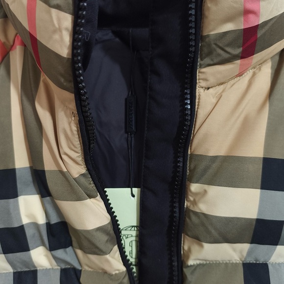Burberry Checked Short Down Jacket - Picture 5 of 8